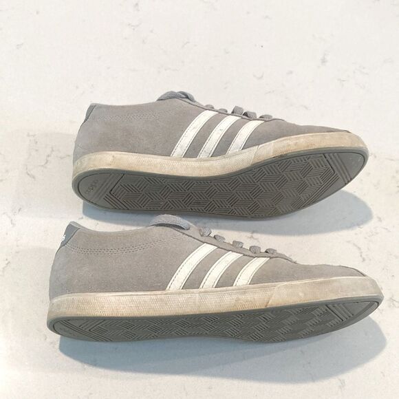 Adidas Gray and White Sneakers Suede Low Top Size 8 - Picture 5 of 8
